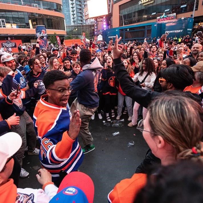 Down and stressed after early losses, Oilers fans getting their confidence back